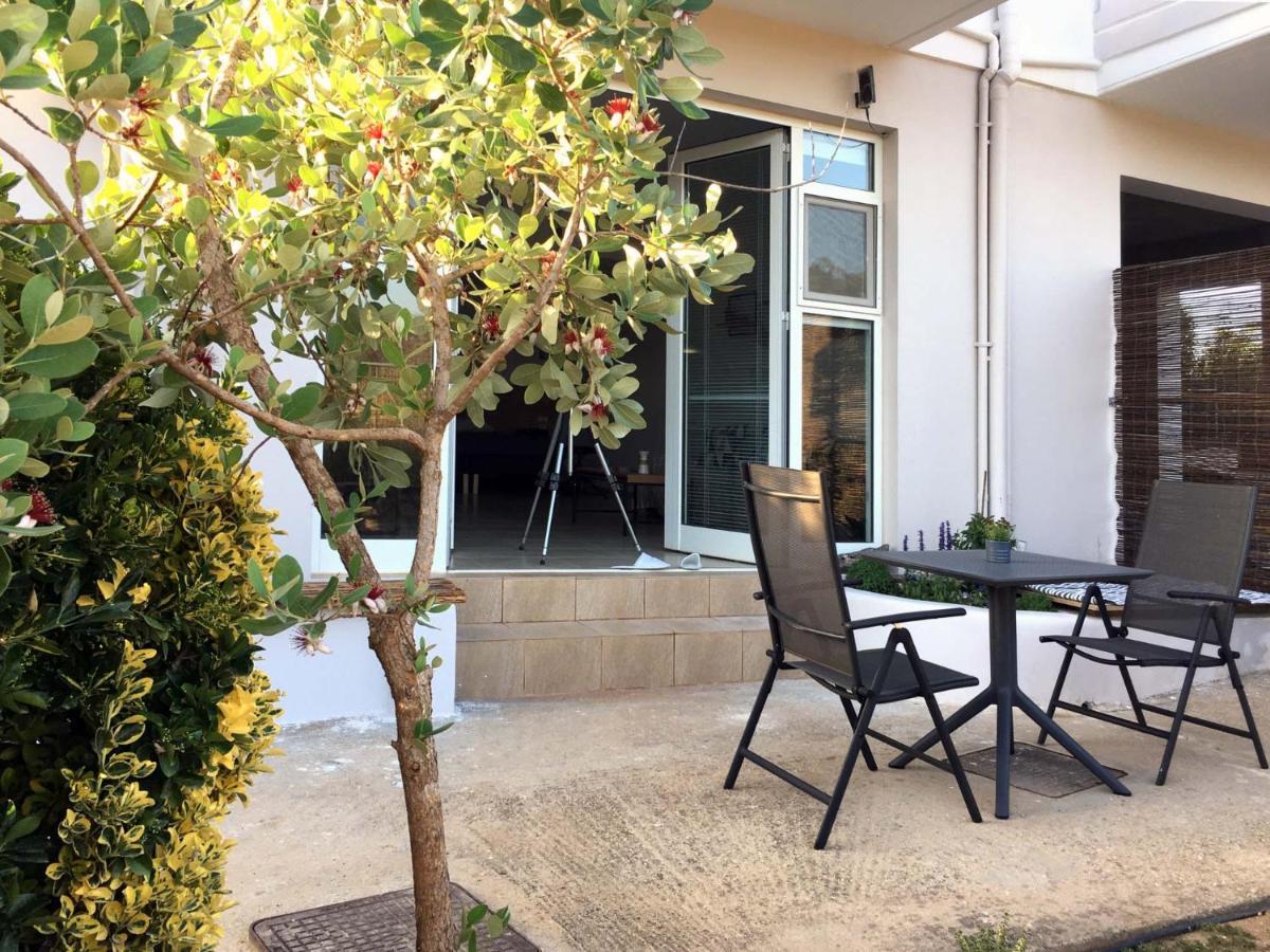 Livingfy Apt With Mountain View & Garden Vámos Dış mekan fotoğraf